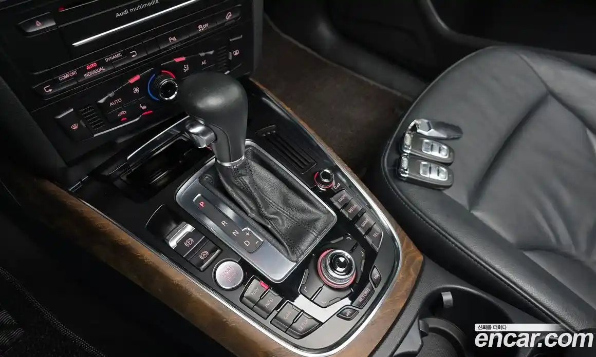 Audi Q5 2011 2.0 Автомат в Москве № 149376, фото 19