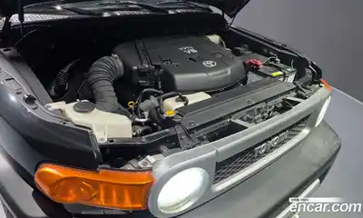 Toyota FJ Cruiser 2007 4.0 Автомат в Москве № 151238, миниатюра 6