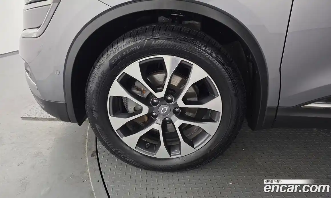 Renault QM6 2017 2.0 Автомат в Москве № 151909, фото 16