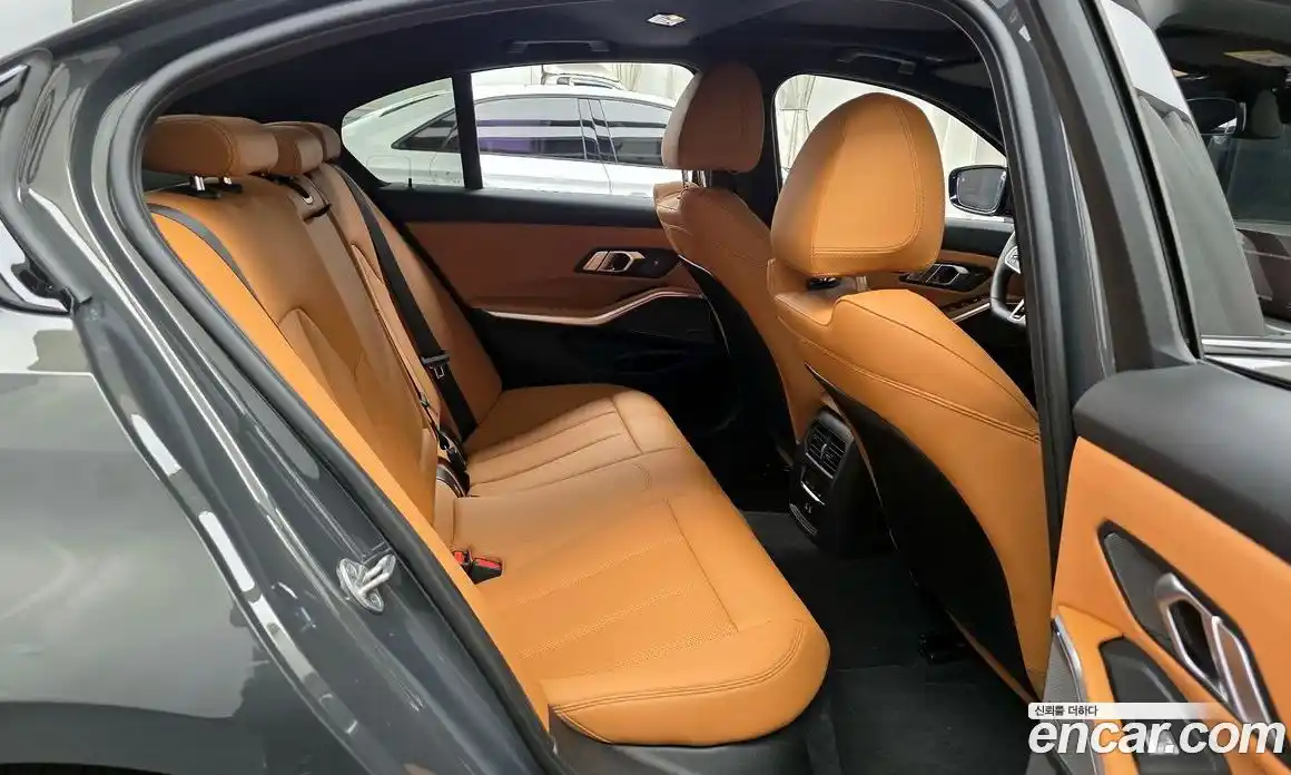 BMW 3-Series 2025 2.0 Автомат в Москве № 153436, фото 12