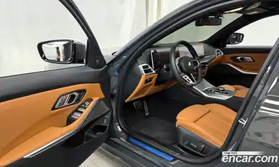 BMW 3-Series 2025 2.0 Автомат в Москве № 153436, миниатюра 10