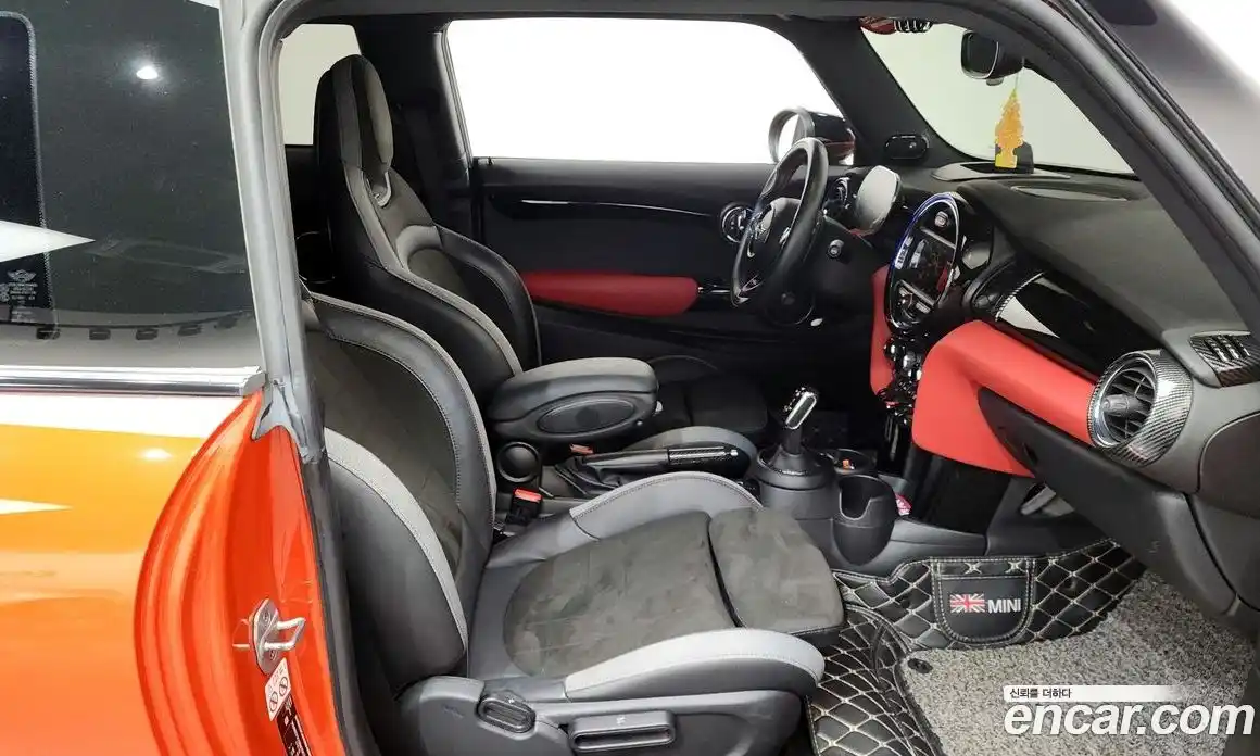 Mini Cooper 2021 2.0 Автомат в Москве № 153443, фото 11