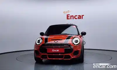 Mini Cooper 2021 2.0 Автомат в Москве № 153443, миниатюра 3