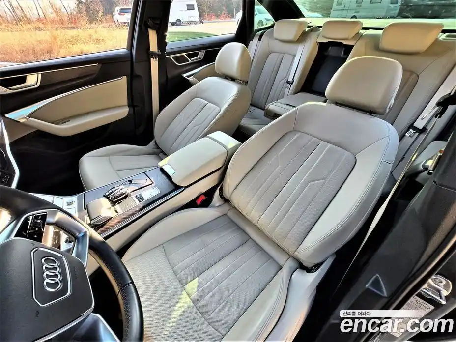 Audi A6 2023 2.0 Автомат в Москве № 156355, фото 6