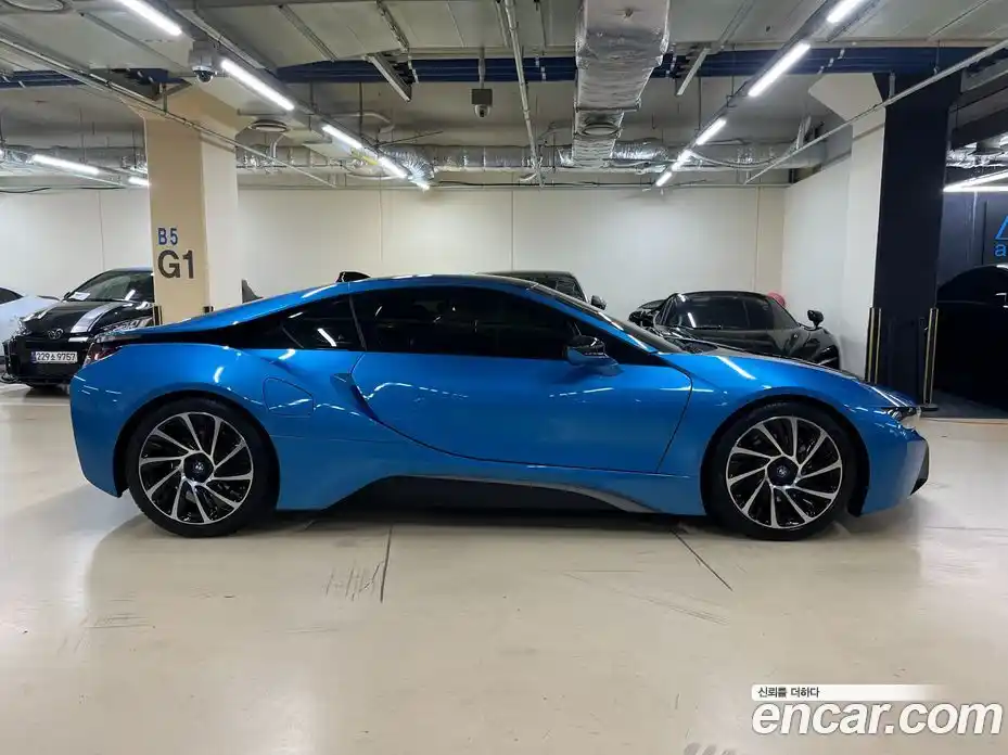 BMW i8 2015 1.5 Автомат в Москве № 156966, фото 4
