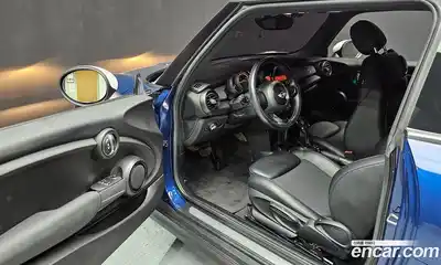 Mini Cooper 2014 1.5 Автомат в Москве № 157352, миниатюра 11