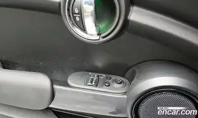 Mini Cooper 2014 1.5 Автомат в Москве № 157352, миниатюра 12