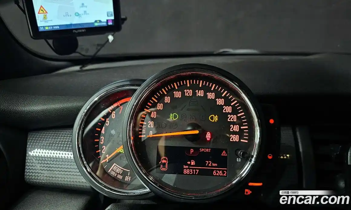 Mini Cooper 2014 1.5 Автомат в Москве № 157352, фото 13