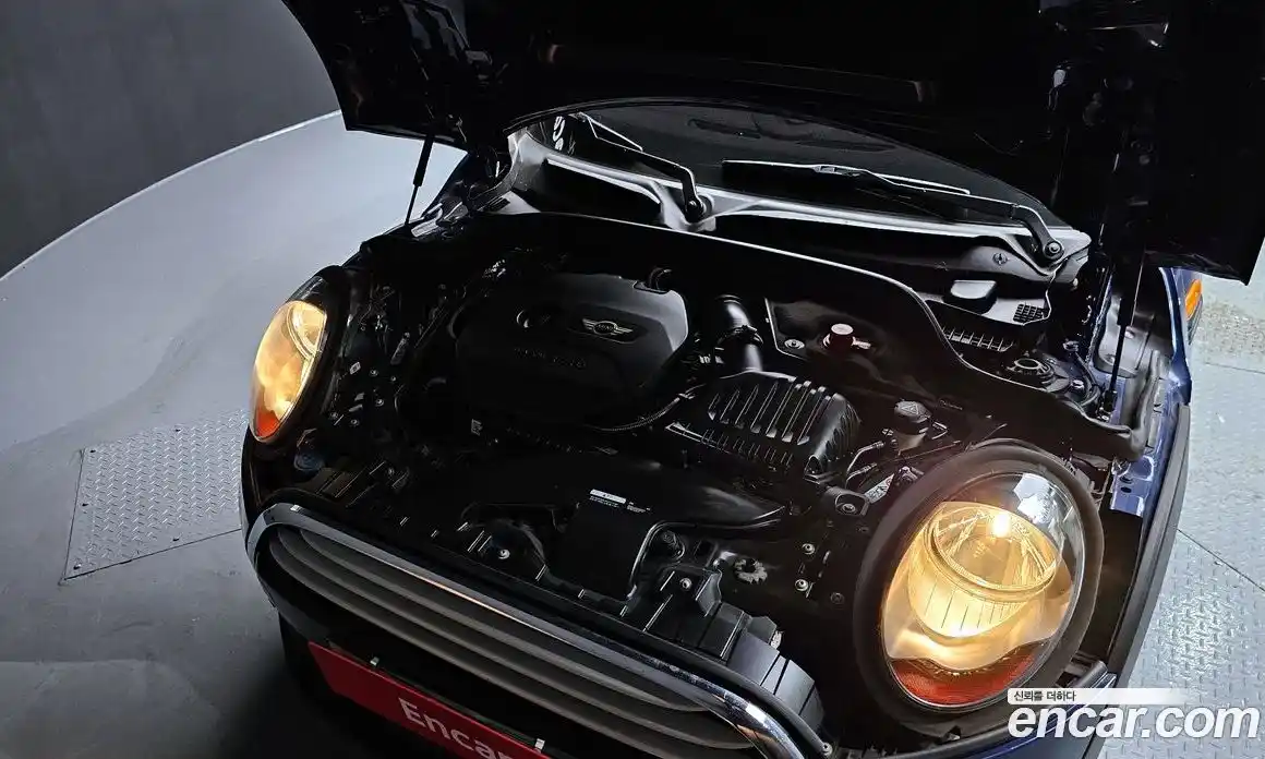 Mini Cooper 2014 1.5 Автомат в Москве № 157352, фото 14