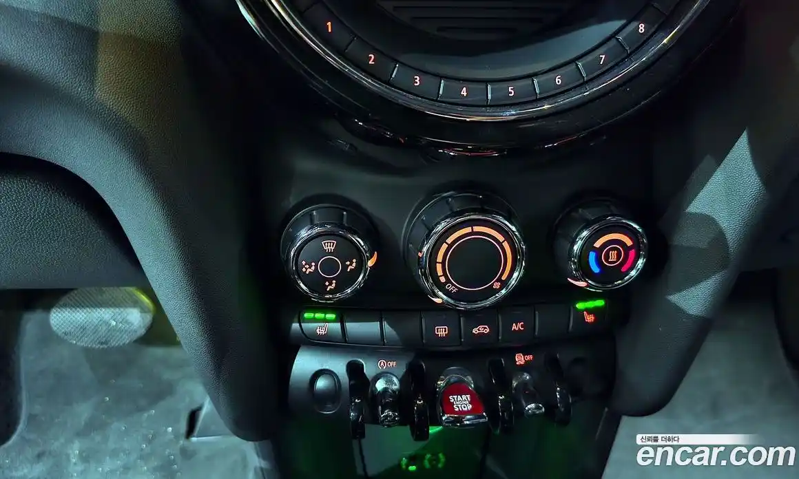 Mini Cooper 2014 1.5 Автомат в Москве № 157352, фото 17