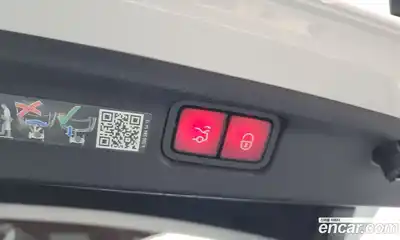 Mercedes-Benz C-Class 2024 2.0 Автомат в Москве № 160219, миниатюра 4