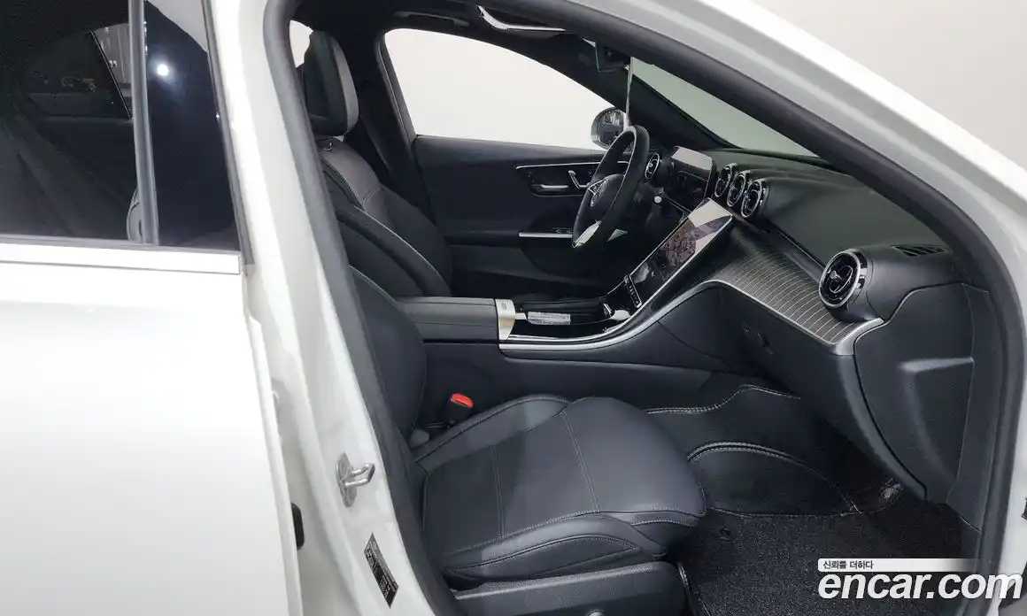 Mercedes-Benz C-Class 2024 2.0 Автомат в Москве № 160219, фото 6