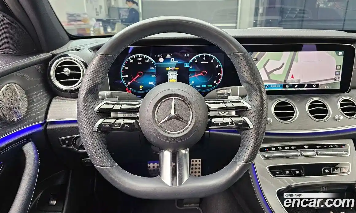 Mercedes-Benz E-Class 2022 2.0 Автомат в Москве № 160645, фото 11