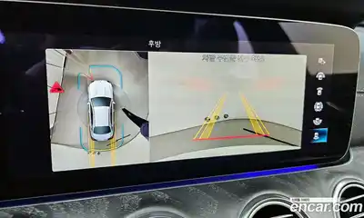 Mercedes-Benz E-Class 2022 2.0 Автомат в Москве № 160645, миниатюра 2