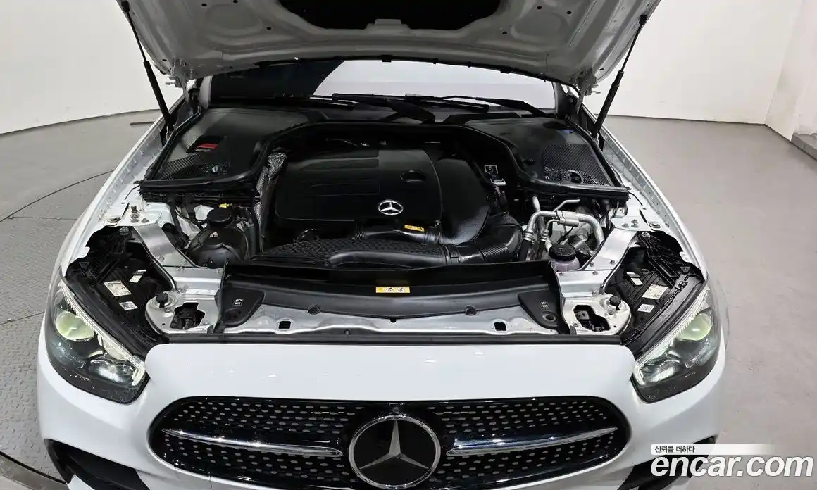 Mercedes-Benz E-Class 2022 2.0 Автомат в Москве № 160645, фото 5