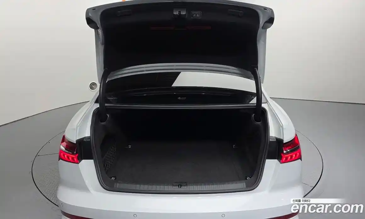 Audi A6 2020 2.0 Автомат в Москве № 163621, фото 20