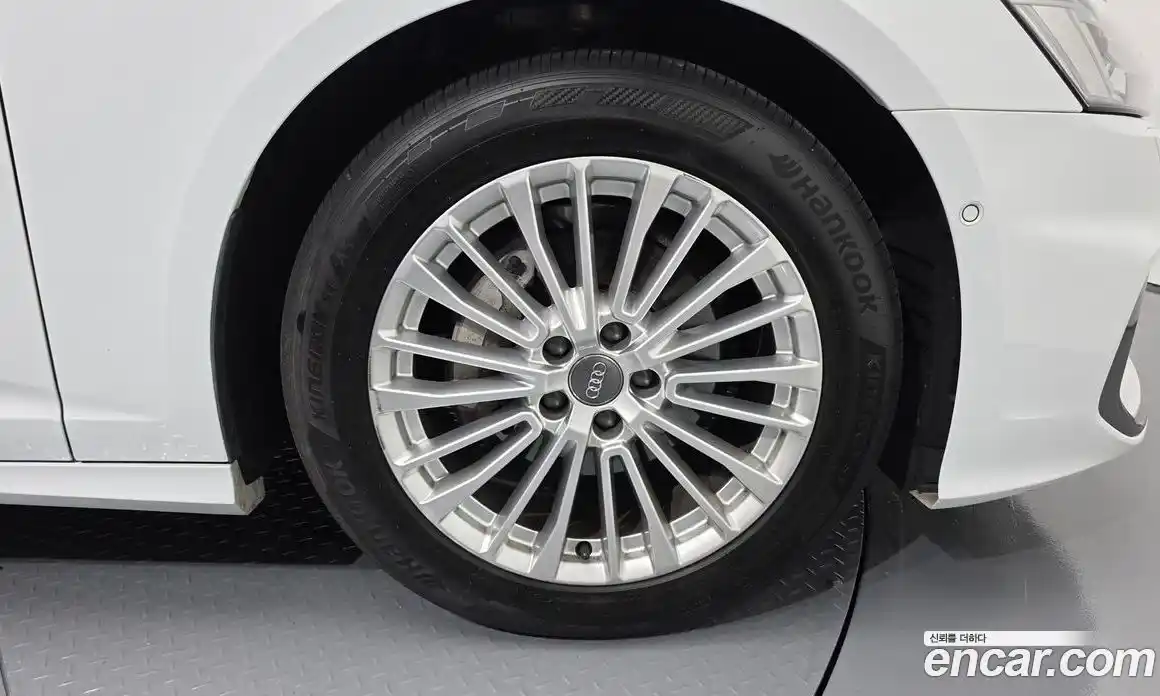 Audi A6 2020 2.0 Автомат в Москве № 163621, фото 5