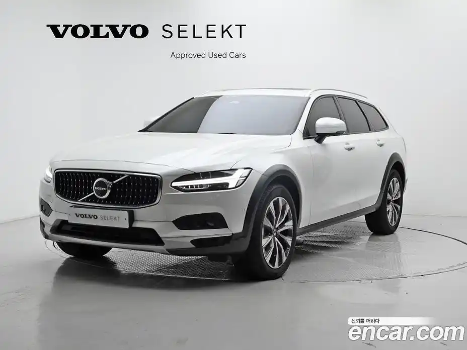 Volvo V90 2024 2.0 Автомат в Москве № 164145, фото 1