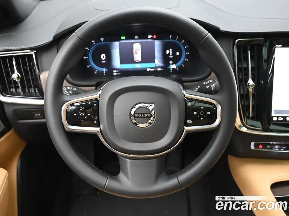 Volvo V90 2024 2.0 Автомат в Москве № 164145, фото 13