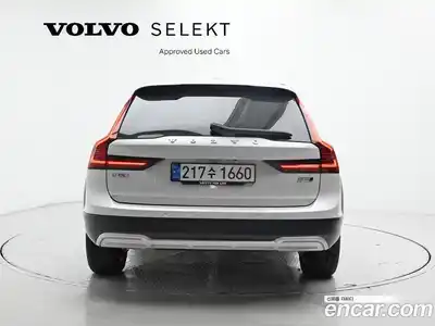 Volvo V90 2024 2.0 Автомат в Москве № 164145, миниатюра 4