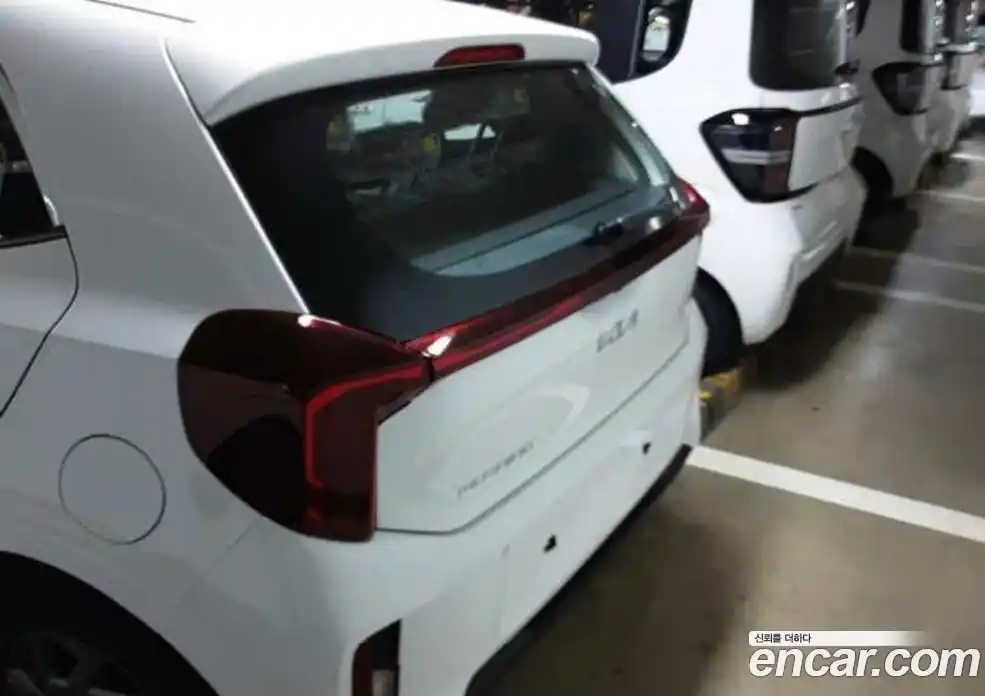 Kia Morning 2026 1.0 Автомат в Москве № 16450, фото 3