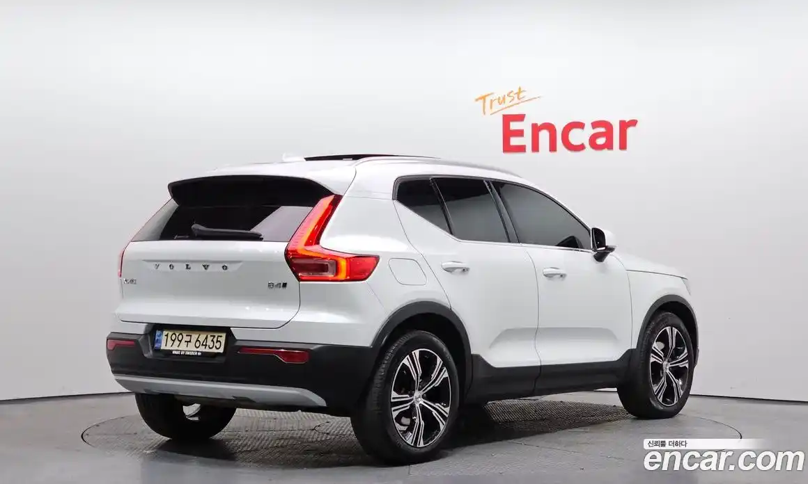 Volvo XC40 2022 2.0 Автомат в Москве № 164626, фото 11