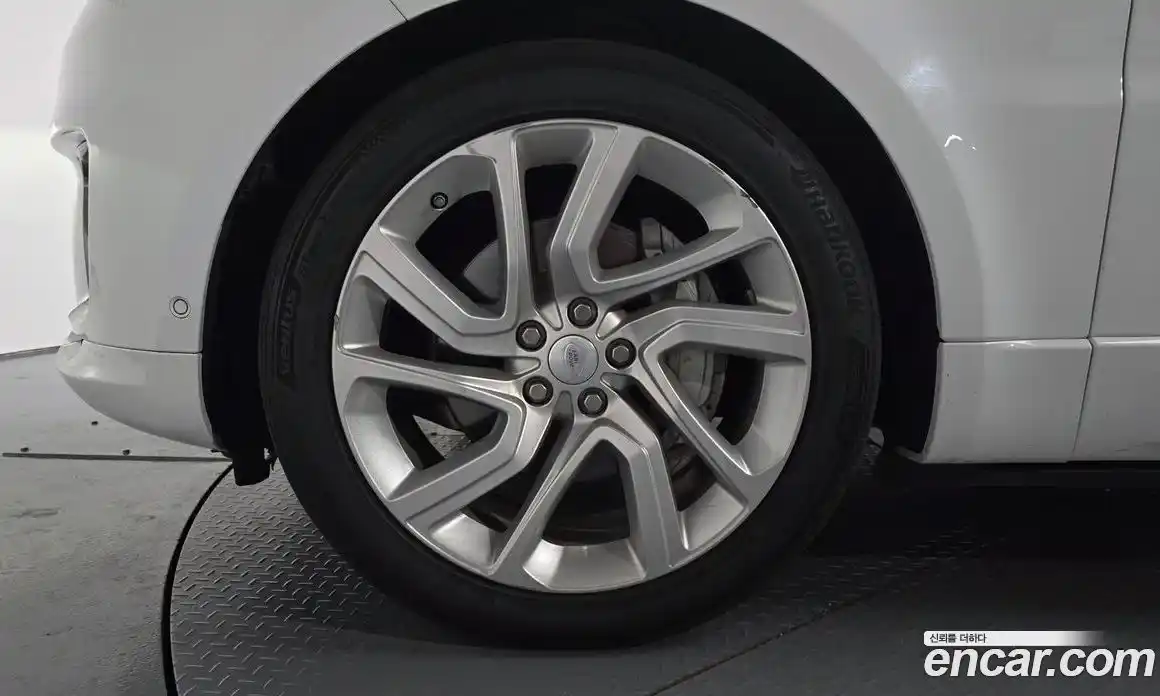 Land Rover Range-Rover Sport 2020 3.0 Автомат в Москве № 166525, фото 17