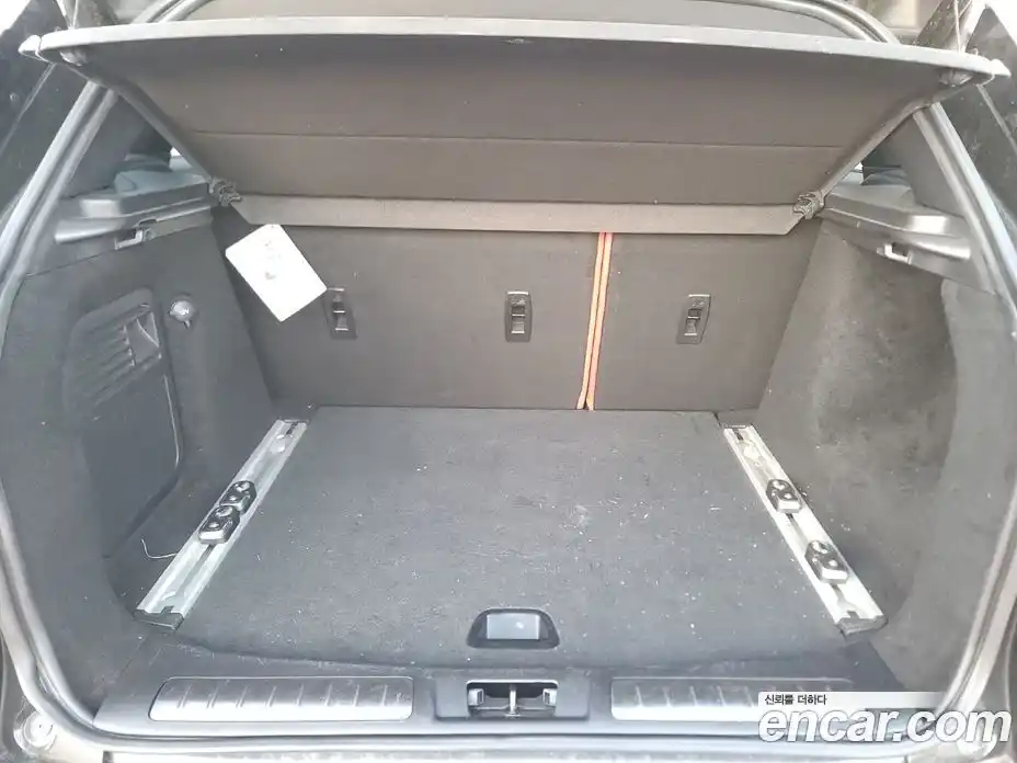 Land Rover Range-Rover Evoque 2015 2.2 Автомат в Москве № 166895, фото 19