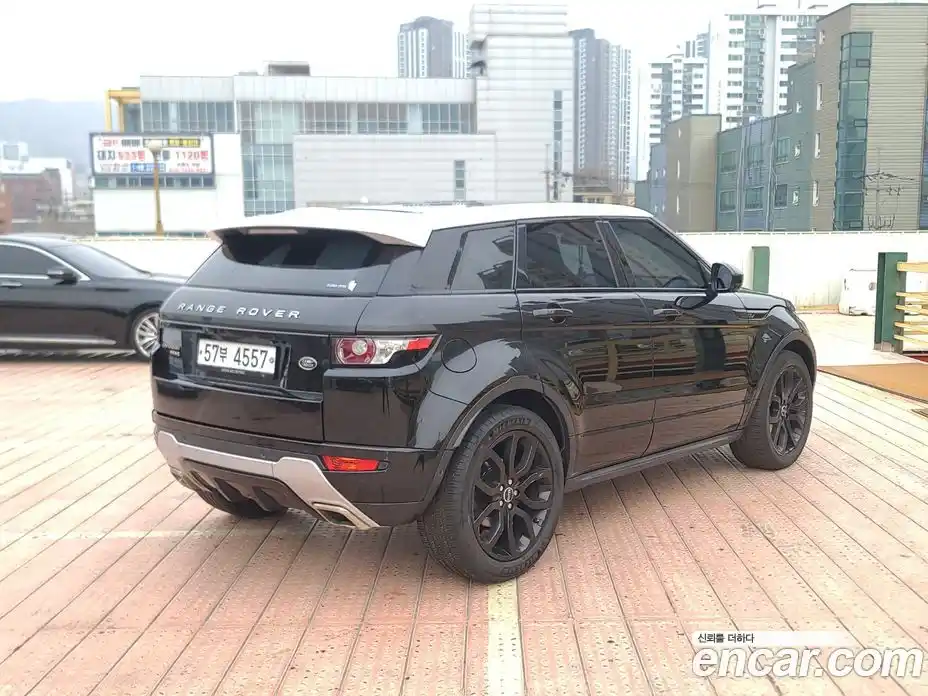 Land Rover Range-Rover Evoque 2015 2.2 Автомат в Москве № 166895, фото 4