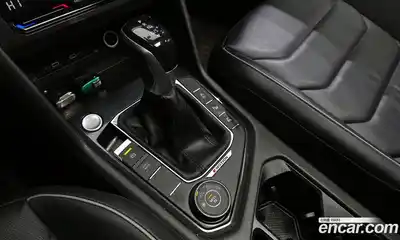 Volkswagen Tiguan 2021 2.0 Автомат в Москве № 168922, миниатюра 9