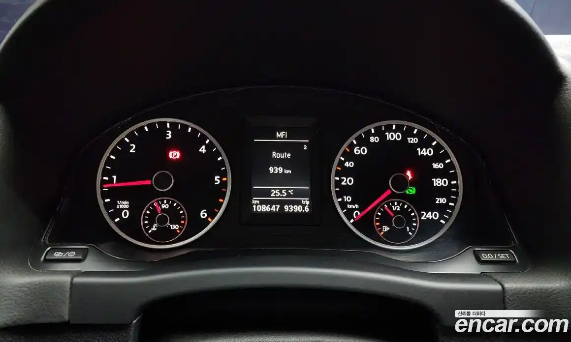 Volkswagen Tiguan 2014 2.0 Автомат в Москве № 168929, фото 8