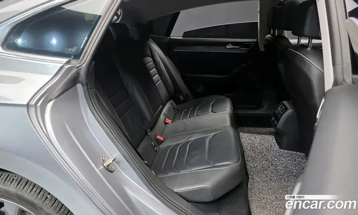 Volkswagen Arteon 2020 2.0 Автомат в Москве № 168992, фото 3