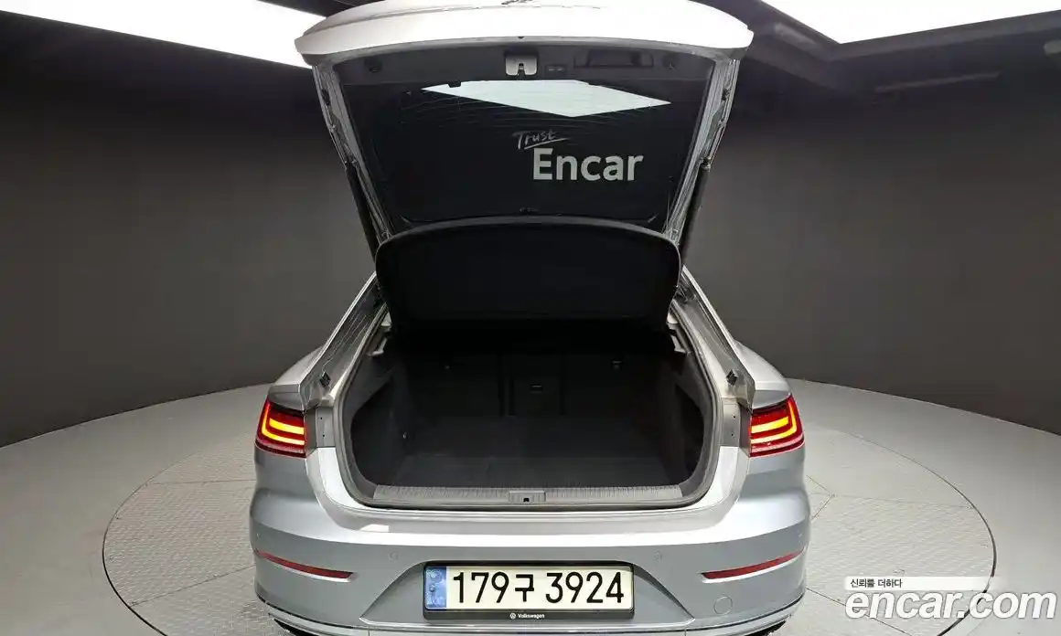 Volkswagen Arteon 2020 2.0 Автомат в Москве № 168992, фото 6