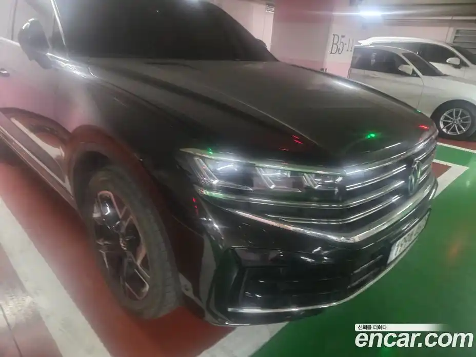 Volkswagen Touareg 2024 3.0 Автомат в Москве № 169144, фото 16