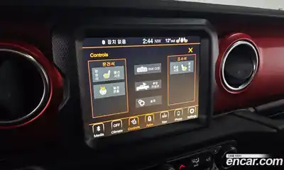 Jeep Gladiator 2021 3.6 Автомат в Москве № 169619, миниатюра 4