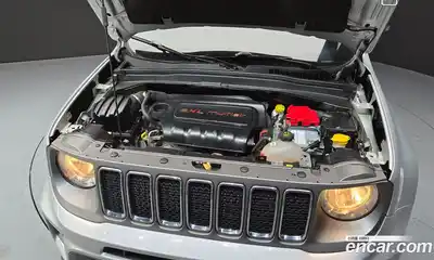 Jeep Renegade 2021 2.4 Автомат в Москве № 169736, миниатюра 2