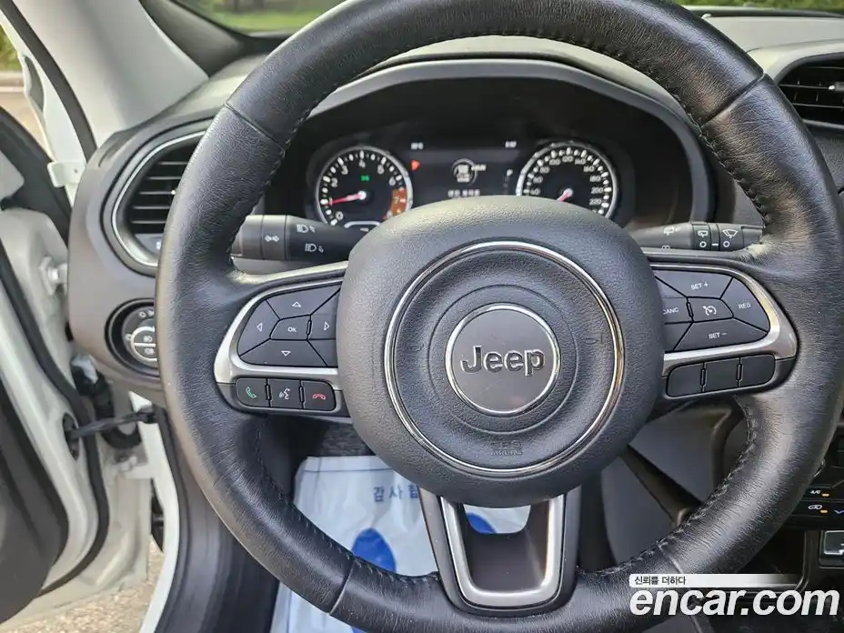 Jeep Renegade 2021 2.4 Автомат в Москве № 169969, фото 14