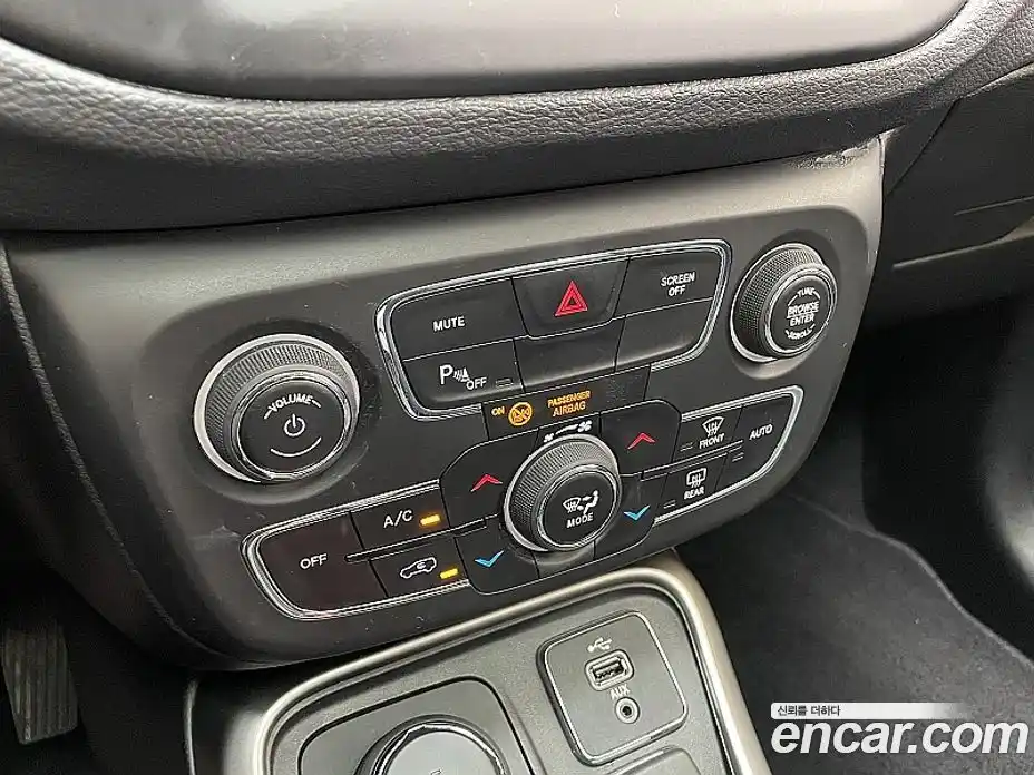 Jeep Compass 2018 2.4 Автомат в Москве № 169997, фото 16