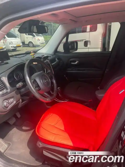 Jeep Renegade 2016 2.0 Автомат в Москве № 170073, фото 7