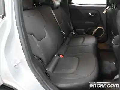 Jeep Renegade 2015 2.4 Автомат в Москве № 170084, миниатюра 12