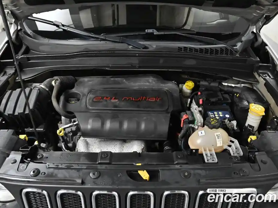 Jeep Renegade 2015 2.4 Автомат в Москве № 170084, фото 6