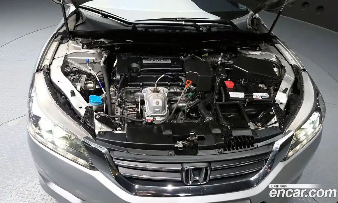 Honda Accord 2013 2.4 Автомат в Москве № 170588, фото 17