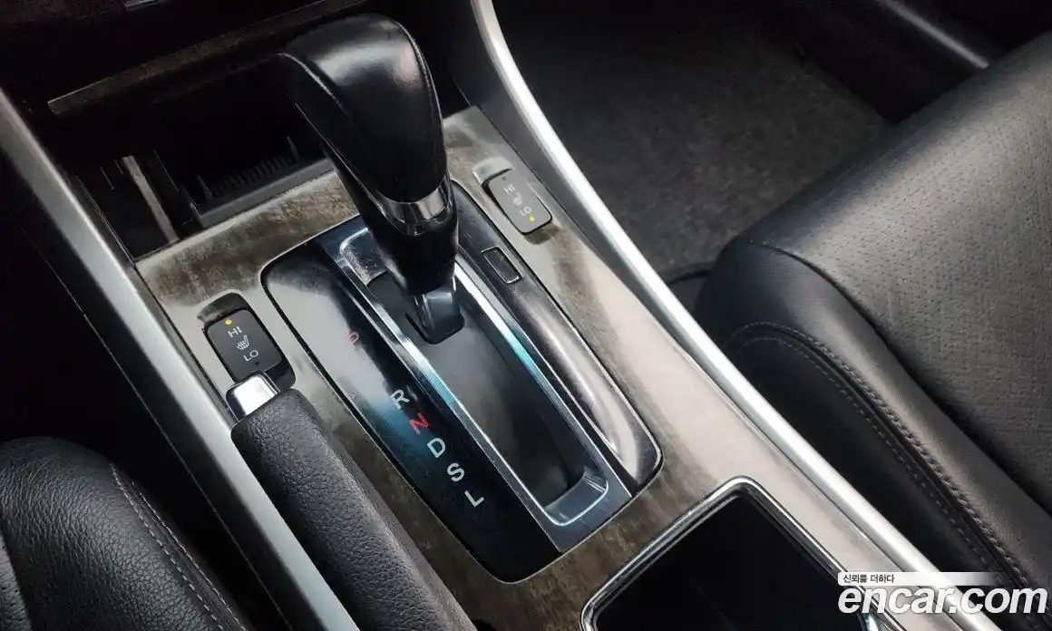 Honda Accord 2013 2.4 Автомат в Москве № 170588, фото 19