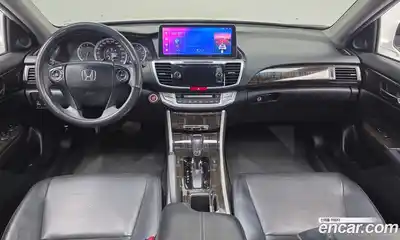 Honda Accord 2015 2.4 Автомат в Москве № 170629, миниатюра 11