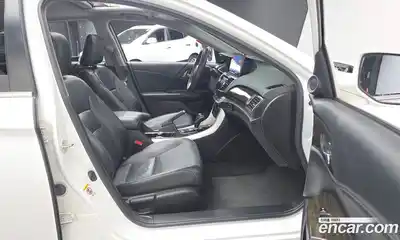 Honda Accord 2015 2.4 Автомат в Москве № 170629, миниатюра 5