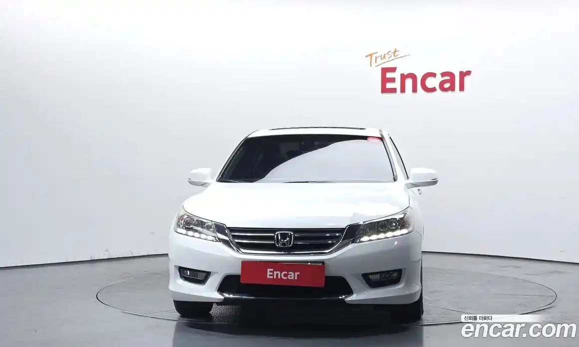 Honda Accord 2015 2.4 Автомат в Москве № 170629, фото 6