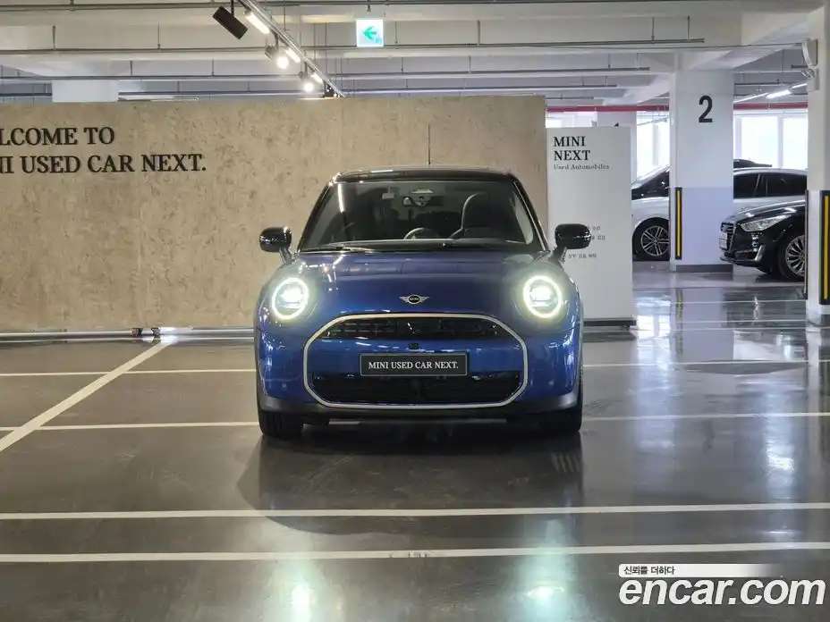 Mini Cooper 2025 2.0 Автомат в Москве № 171880, фото 3