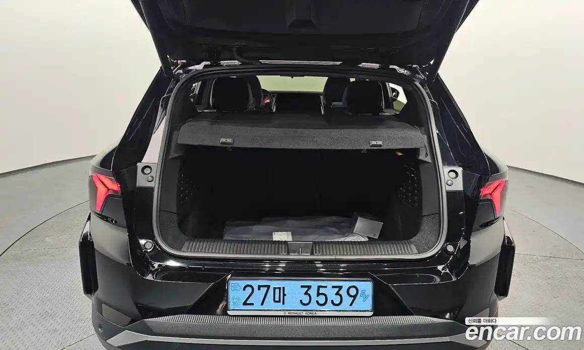 Renault Scenic 2026 0.3 Автомат в Москве № 176291, фото 4