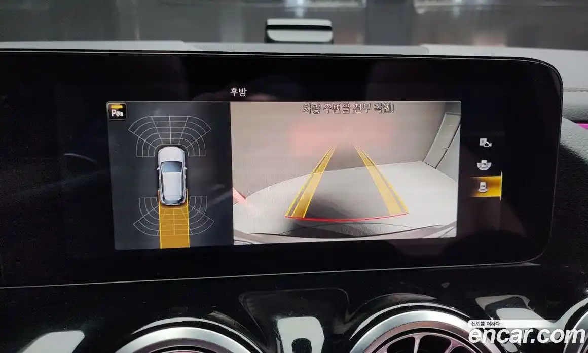 Mercedes-Benz GLA-Class 2022 2.0 Автомат в Москве № 178099, фото 11