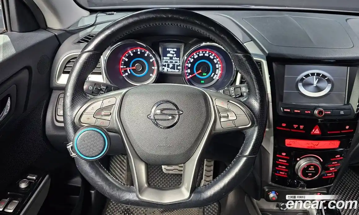 SsangYong TIBOLI 2015 1.6 Автомат в Москве № 181868, фото 18